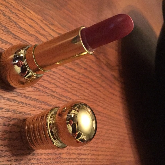 Beautiful New Dior Lip color Matt 580